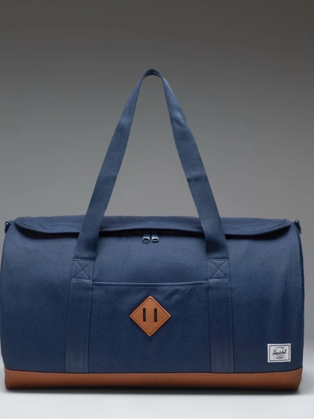 New Herschel duffel bag💙